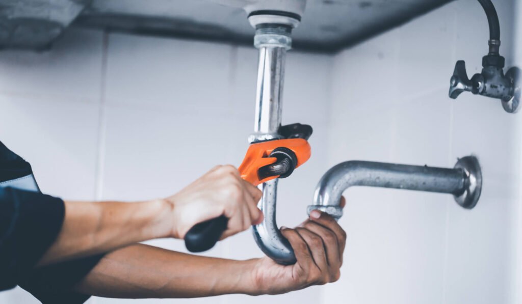 plumber in dubai